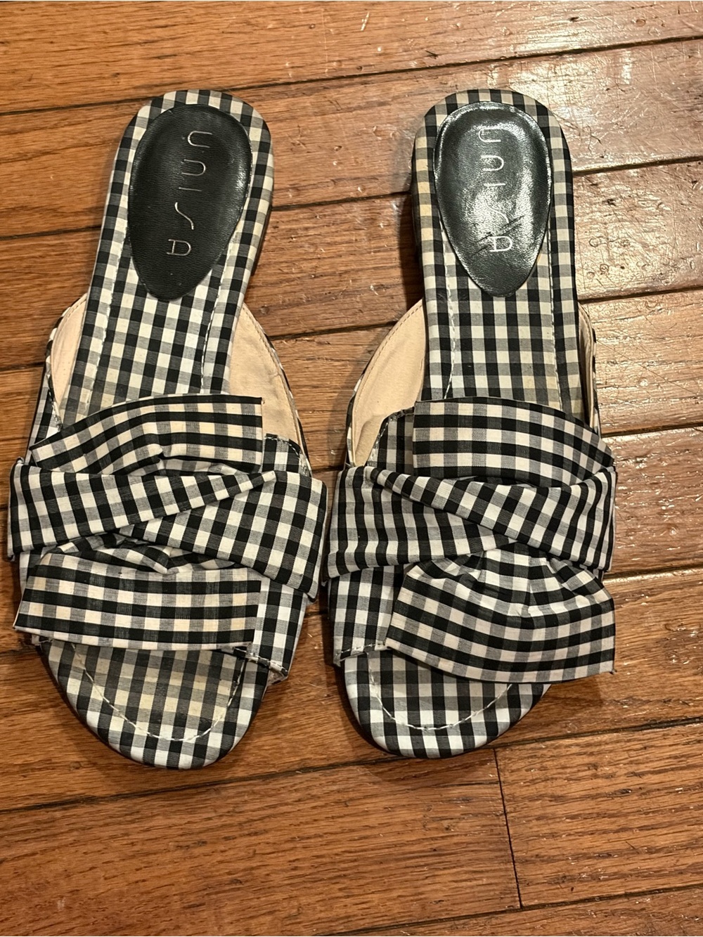 Bar III Black & White Gingham Slide Mules size 8.5
